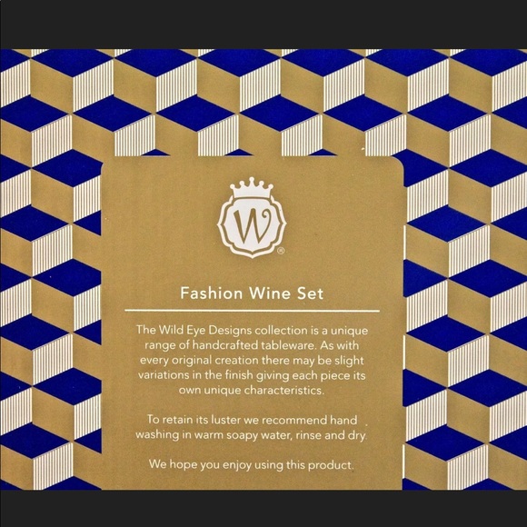 WILD EYE DESIGNS FASHION WINE SET STOPPER CORKS - Picture 6 of 7